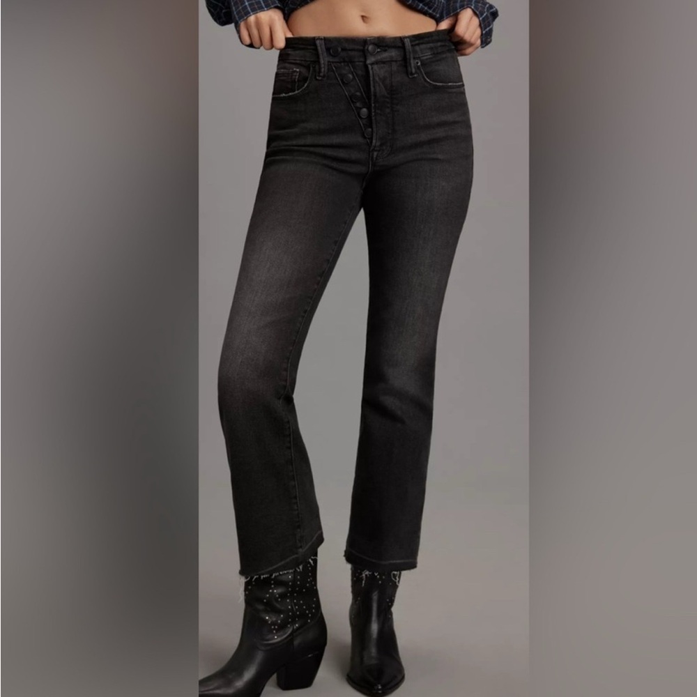 Good Legs Crop Mini Boot Jeans